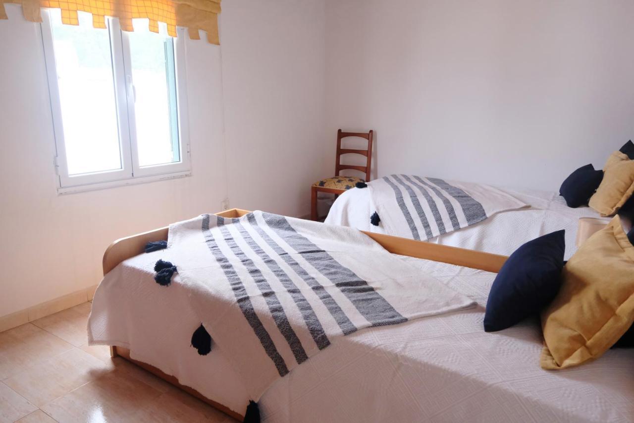 Magnólia - Casa com dois quartos junto ao mar - Renovada em 2022 Mosteiros  Exterior foto